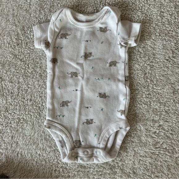 Bundle of Newborn Onsies - Picture 6 of 14